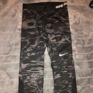 Nike Camo crop pants